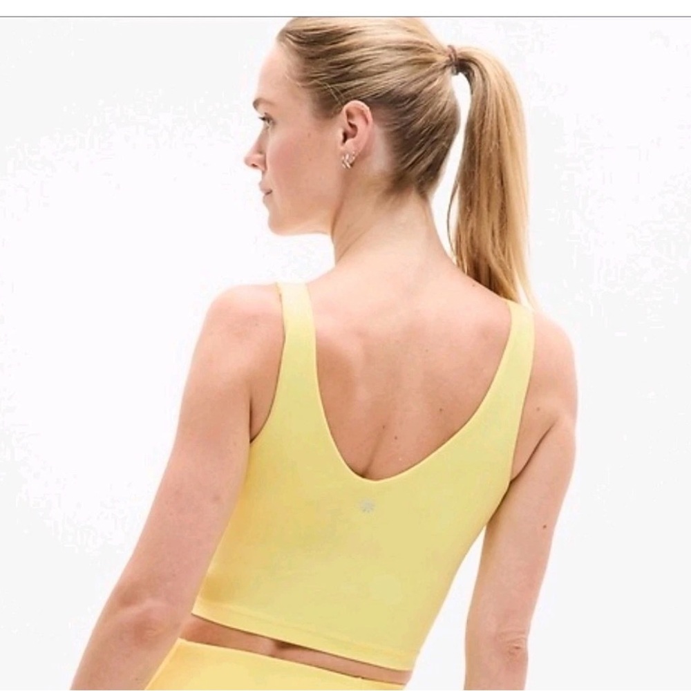 NWT Athleta Transcend V-Neck Crop Citron Top Size Small Best for D-DD Cups - Picture 2 of 8